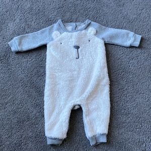 Baby Gap Pilar bear one piece romper 6-12 month size